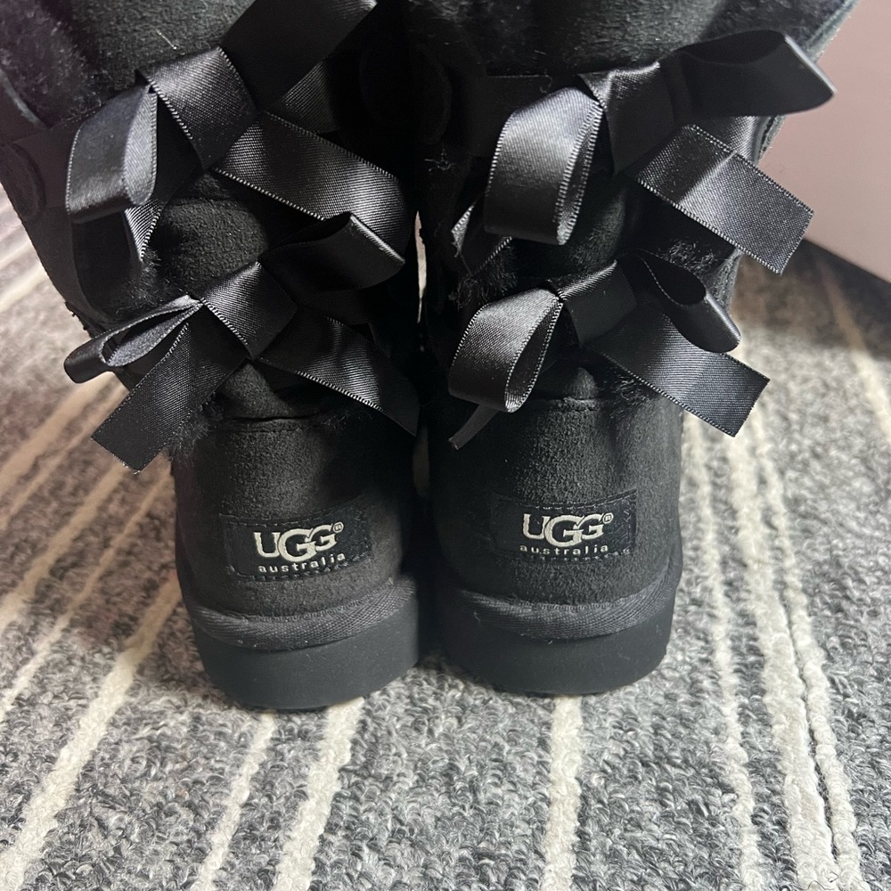 UGG Black Kids Boots with Bows BRAND NEW
